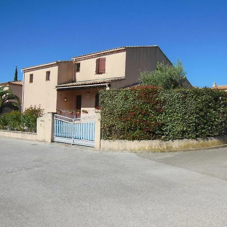Studio Du Calme Et Du Soleil A 3 Km Du Petit Port De *