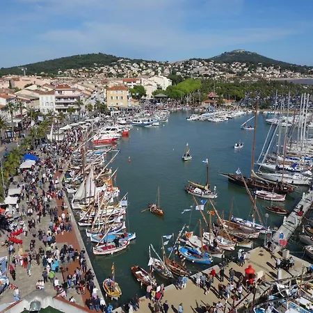 Studio Du Calme Et Du Soleil A 3 Km Du Petit Port De *